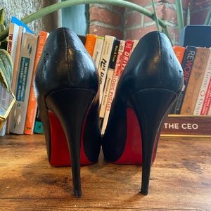 Authentic Louboutin Almond Toe Platform Pumps